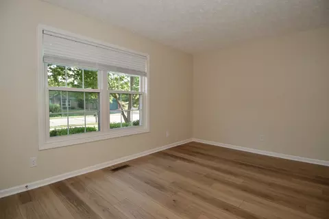 6830 Cherry Blossom East Dr, Fishers, IN 46038 photo 24