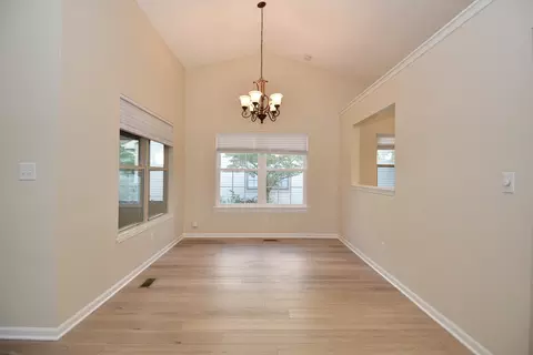 6830 Cherry Blossom East Dr, Fishers, IN 46038 photo 8