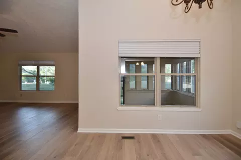 6830 Cherry Blossom East Dr, Fishers, IN 46038 photo 9