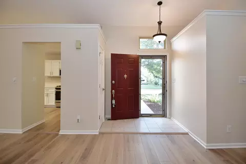 6830 Cherry Blossom East Dr, Fishers, IN 46038 photo 3