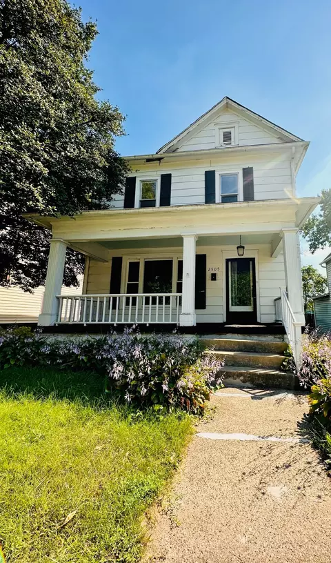 2505 Fenwood Ave, Terre Haute, IN 47803