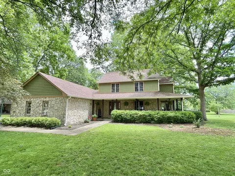 741 Cynthia Ln, Whiteland, IN 46184