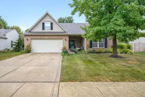 11275 Falling Water Way, Fishers, IN 46037
