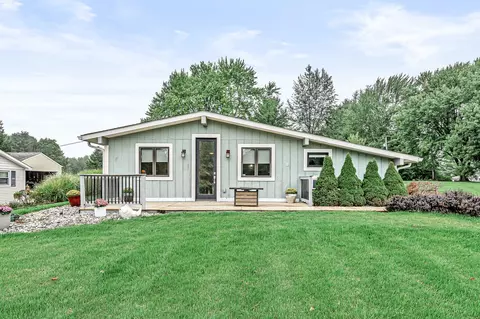 666 W Santee Dr, Greensburg, IN 47240