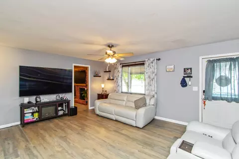 141 Hauser Dr, Hope, IN 47246 photo 7