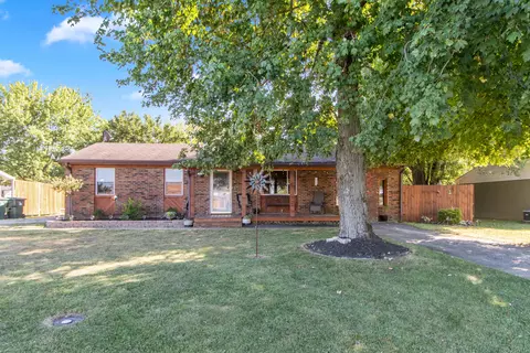141 Hauser Dr, Hope, IN 47246 photo 2
