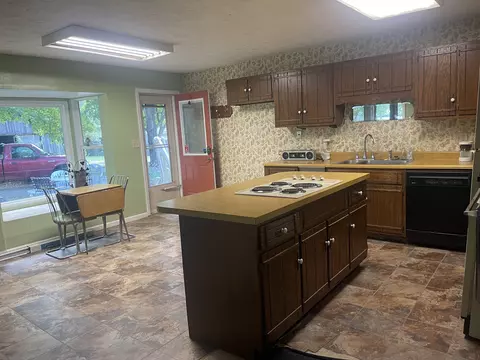 151 W Epler Ave, Indianapolis, IN 46217 photo 11