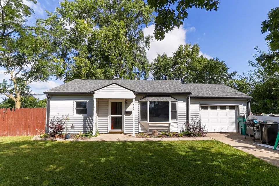 624 W Walnut St, Lebanon, IN 46052 16 Photos Movoto