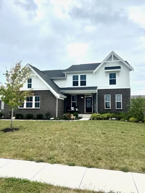 4306 Indigo Run Dr, Indianapolis, IN 46239