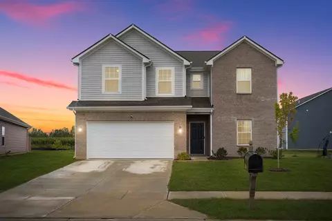 2004 Maplewood Ln, Pendleton, IN 46064