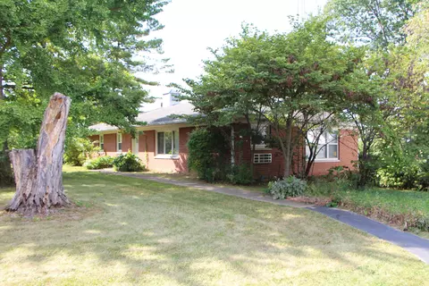 1144 W State Road 252, Trafalgar, IN 46181