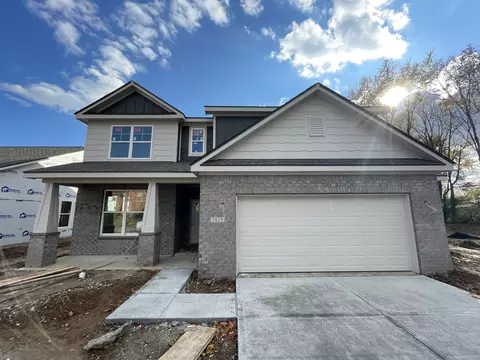 5629 Yellowwood Dr, Columbus, IN 47203