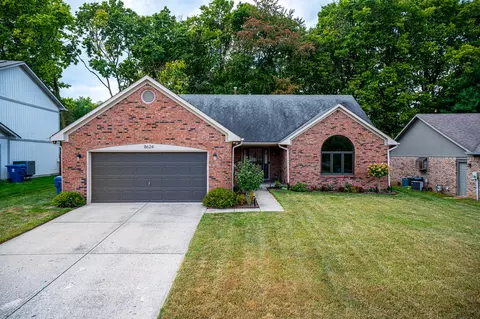 8624 Gallant Fox Dr, Indianapolis, IN 46217