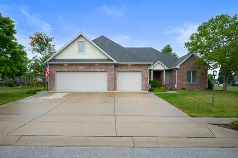 317 Hawthorne Dr, Pittsboro, IN 46167