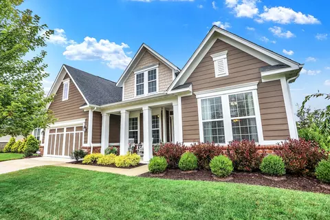 5416 Treeview Ct, Noblesville, IN 46062