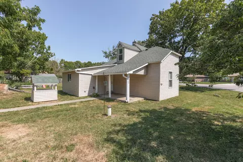 8432 Bluff Rd, Indianapolis, IN 46217