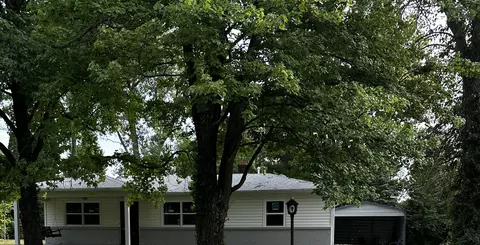 5705 Laurel Hall Dr, Indianapolis, IN 46226