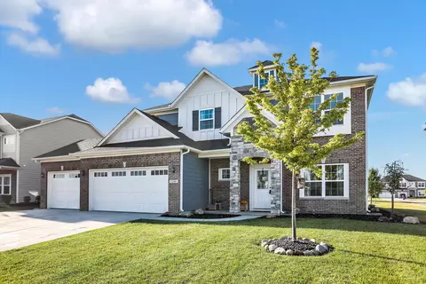 12301 Wright Ct, Noblesville, IN 46060