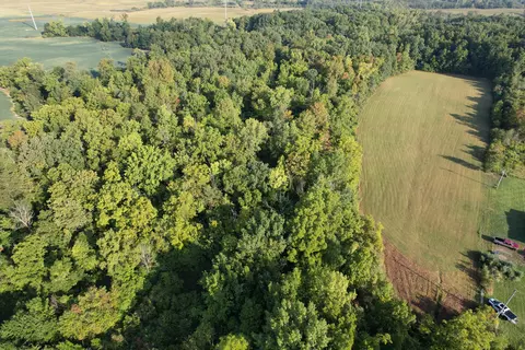 512 S E St, Marion, IN 46953