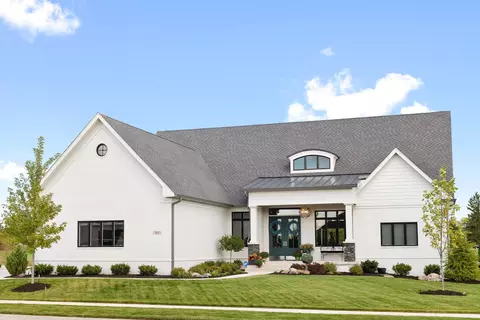 783 Meadowbrook Ln, Franklin, IN 46131