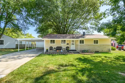 2831 Taylor Rd, Columbus, IN 47203
