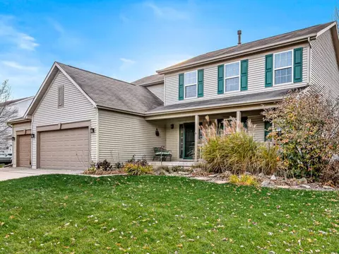 6695 Sylvan Ct, Avon, IN 46123