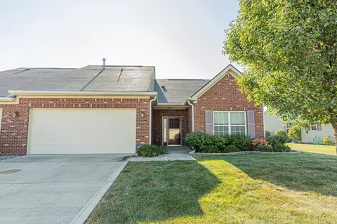 1289 Vicksburg South Dr, Greenwood, IN 46143