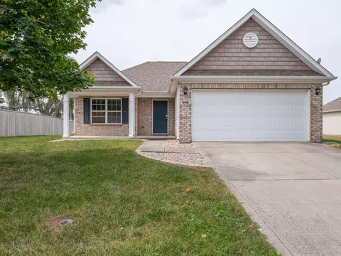 646 Sonoma Ln, Greenfield, IN 46140