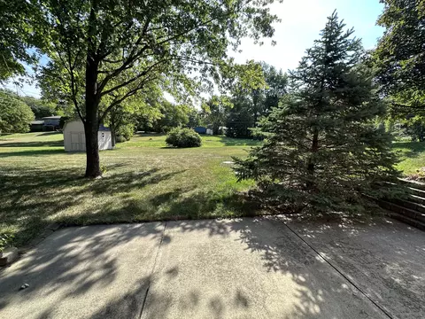 13118 Lantern Rd, Fishers, IN 46038 photo 2
