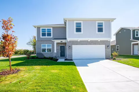 153 Hunters Ridge Dr, Danville, IN 46122