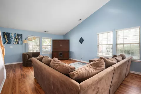 560 Redwood Dr, Pendleton, IN 46064 photo 5