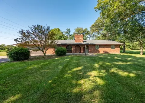 8528 N Erickson St, Terre Haute, IN 47805