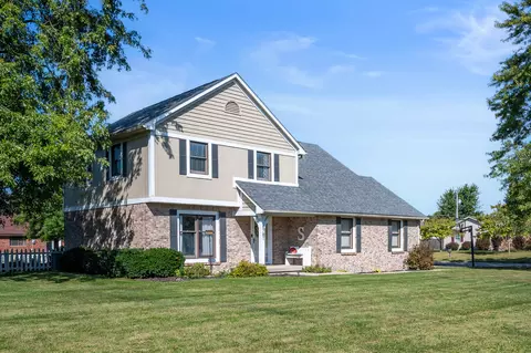 8781 Carriage Ln, Pendleton, IN 46064 photo 4