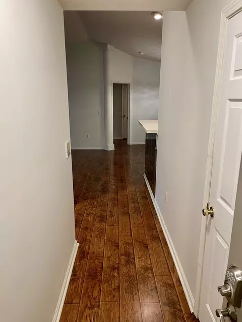 8322 Glenwillow Ln UNIT 208, Indianapolis, IN 46278