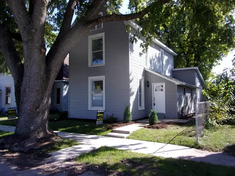 2533 S B St, Elwood, IN 46036