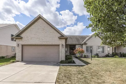556 Weyworth Pl, Greenwood, IN 46142