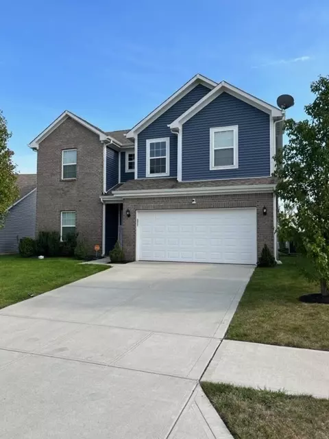 549 Farnham Dr, Westfield, IN 46074