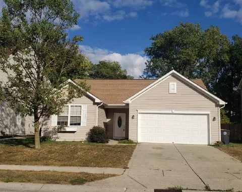 5843 Long Lake Ln, Indianapolis, IN 46235