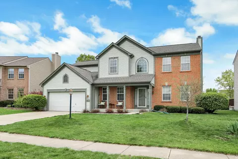 11857 Ledgestone Cir, Fishers, IN 46037