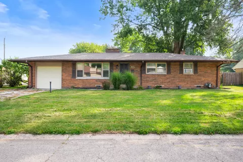 132 Millcreek Dr, Chesterfield, IN 46017