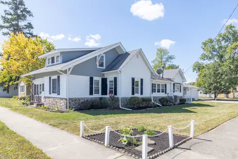 413 S Main St, Shirley, IN 47384