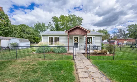 717 N Jones St, Ingalls, IN 46048