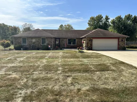 139 Chitwood Dr, Anderson, IN 46012