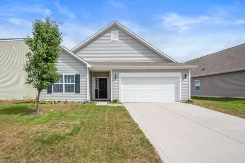 4951 Penoyer Ln, Indianapolis, IN 46235