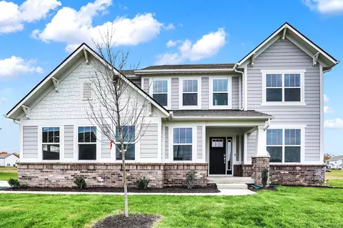 125 Waterford Ln, Westfield, IN 46074