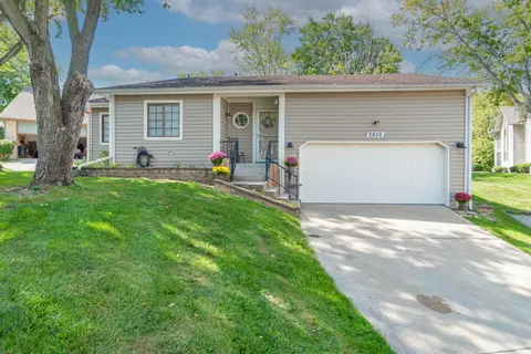 2852 Saddle Barn West Dr, Indianapolis, IN 46214