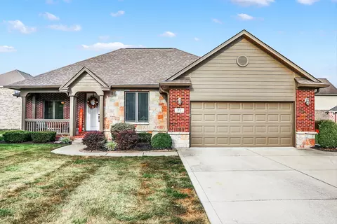 5154 Brooks Bnd, Greenwood, IN 46143