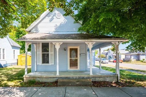 348 E Franklin St, Shelbyville, IN 46176