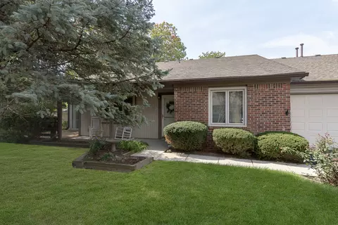 2539 N Willow Way, Indianapolis, IN 46268