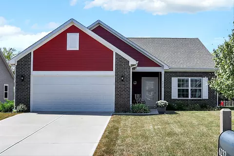 6232 N Caraway Dr, Mccordsville, IN 46055